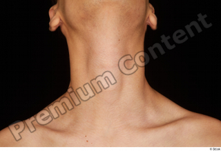 Danior neck nude 0009.jpg